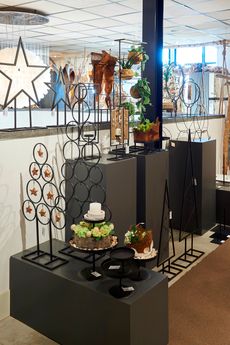 Metallständer Blumen Rack ca. 100 x 35 cm